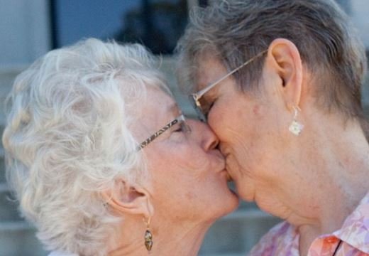Kiss
