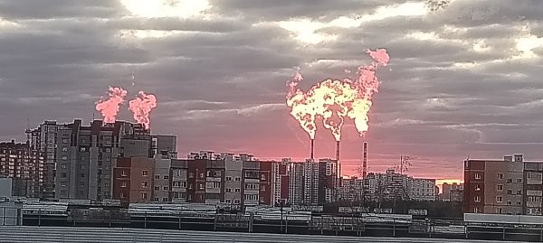 ГРЭС1 и ГРЭС 2 дымят