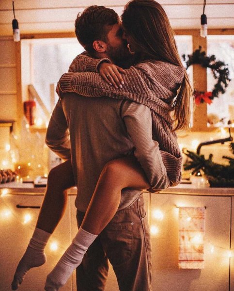 Winter-cuddle-happy-Favim.com-6767034