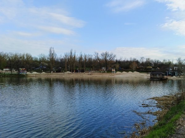 Городской пляж 20230409