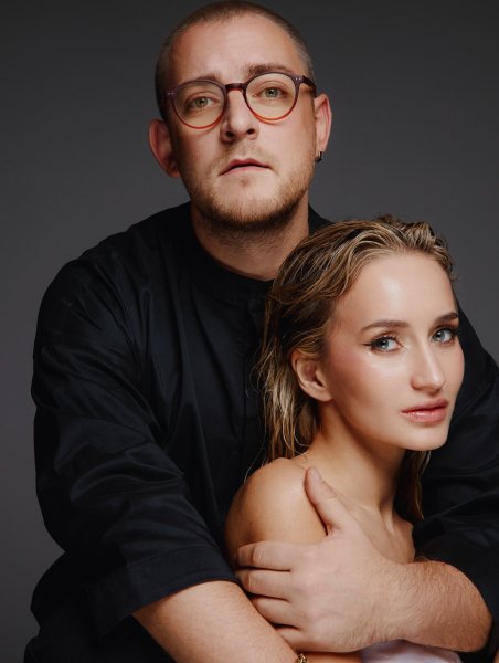 Nansi &amp; Sidorov