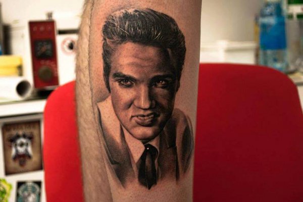 Tattoo (4907)