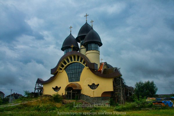 Khodoriv-church