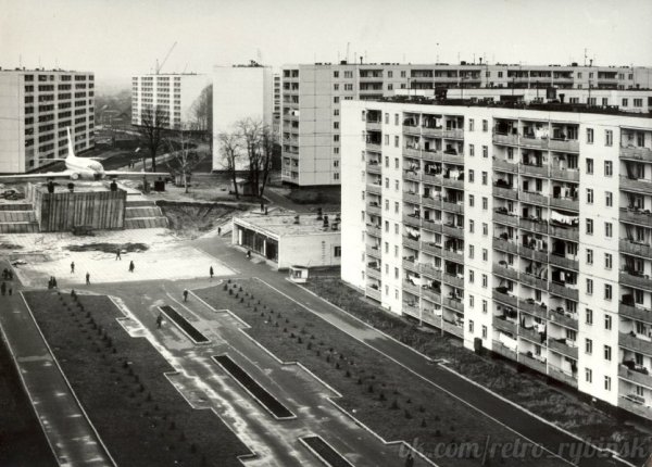 Г. Рыбинск, Улица Моторостроителей. 80-е