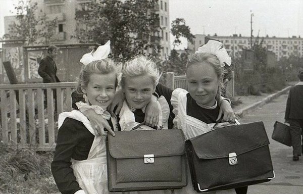 Советские школьницы самые лучшие школьницы на свете