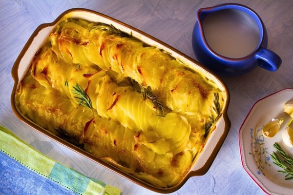 Рецепт домашнего запеченного картофеля с сыром