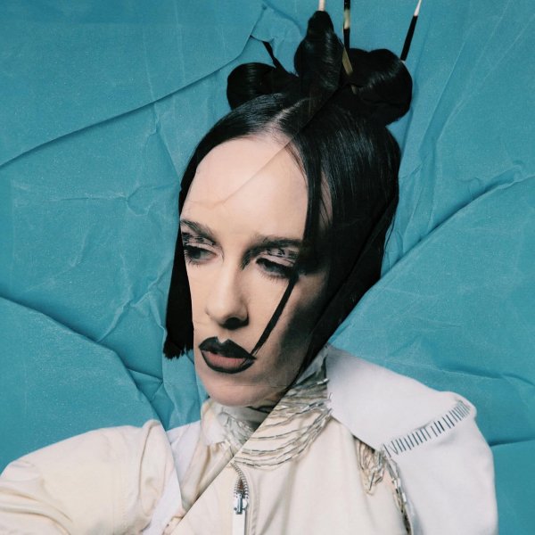 Allie X - Bitch (low bass 40Hz)